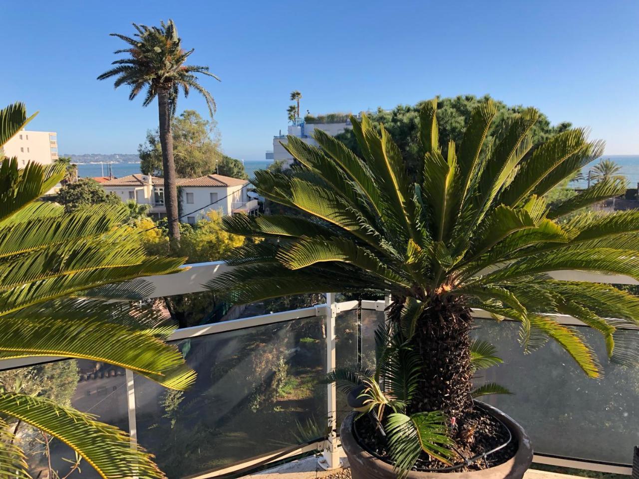 Gorgeous One-Bedroom Apartment With Terrace And Sea View -Stayinantibes- Bijou Plage Ngoại thất bức ảnh